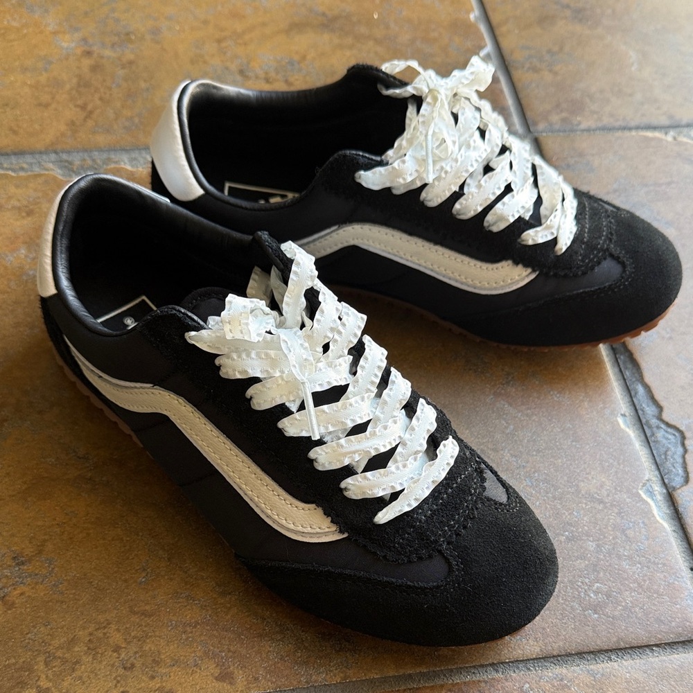 Vans Super Lowpro Satin Sneakers